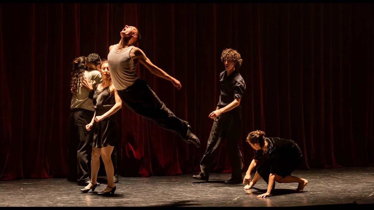 Fugue in Crimson by Bobbi Jene Smith and Or Schraiber performed by The Batsheva Ensemble