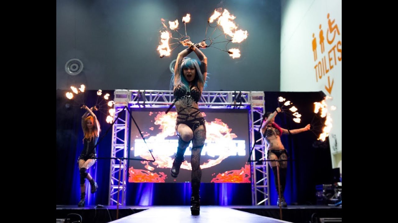 Cervena Fox goes to Perth Australia featuring Rebecca Crow & Shelly D'inferno of Pyrohex