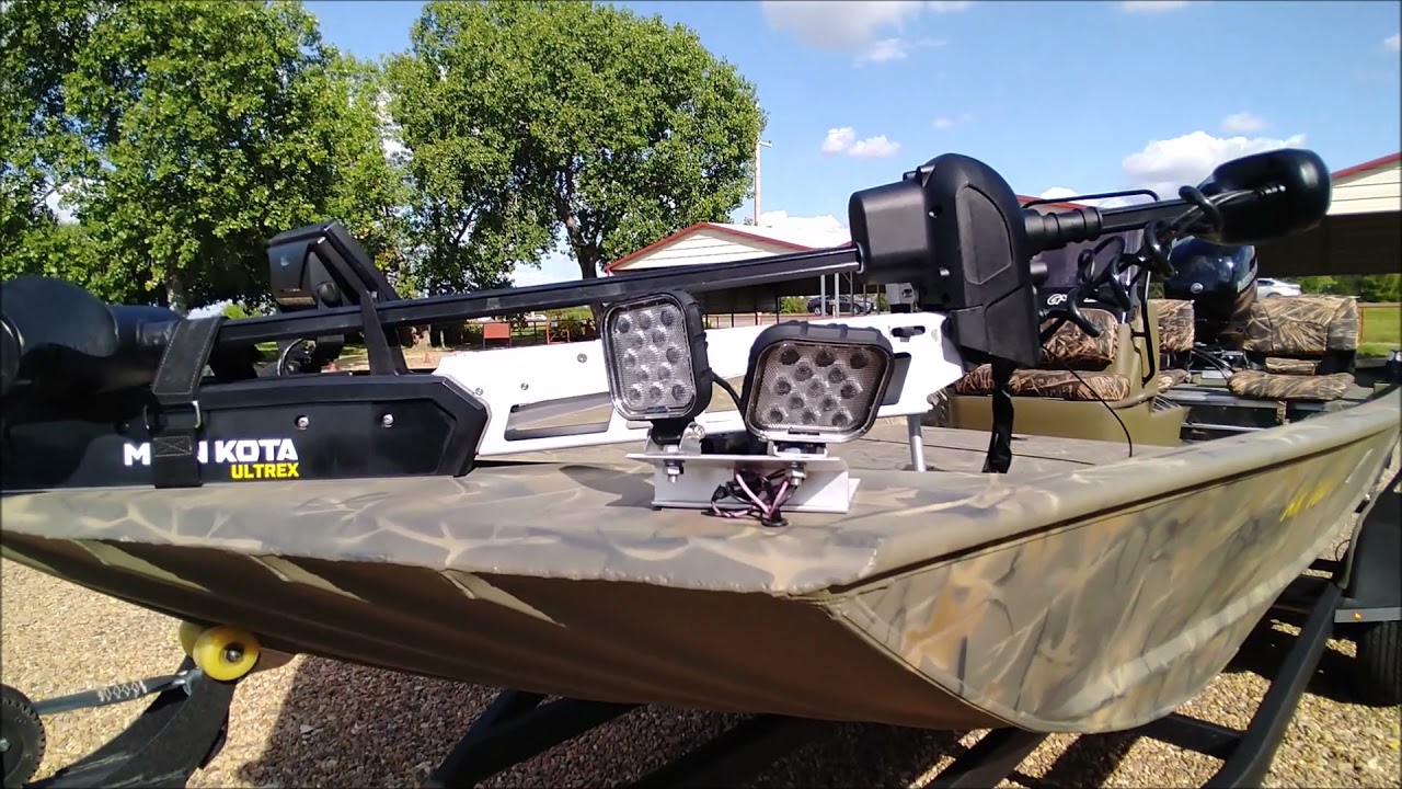 Видеоролик с лодки Tracker Grizzly 2072 CC 2019 года выпуска. Лодка продана.