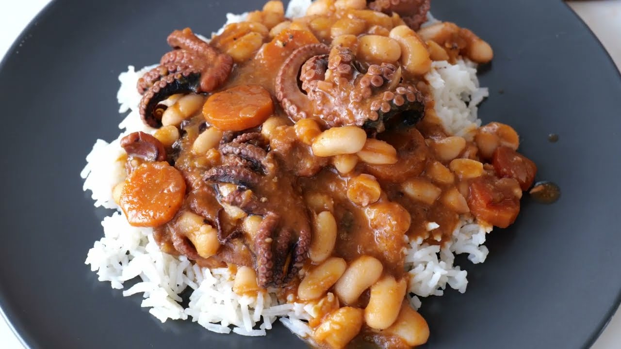 Feijoada de feijão branco e polvo baby (mini polvos)- dica para engrossar o caldo da feijoada