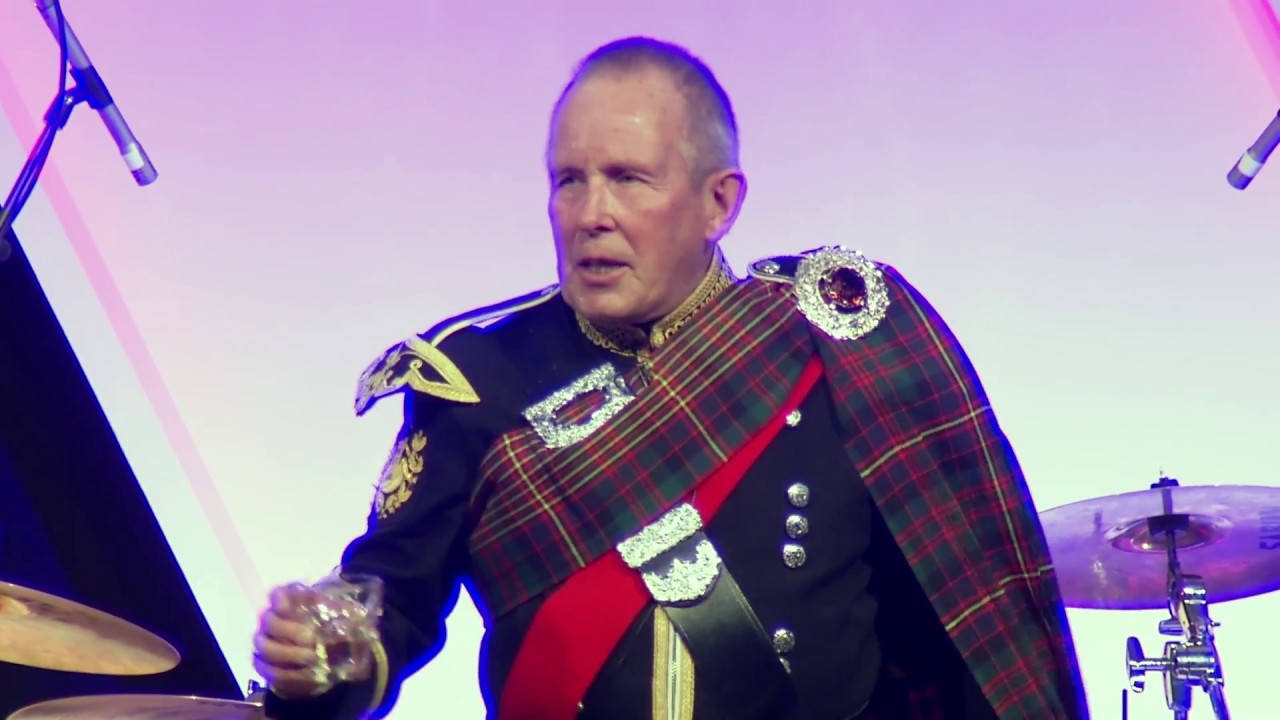 Address to the Haggis - Piper Iain Dewar