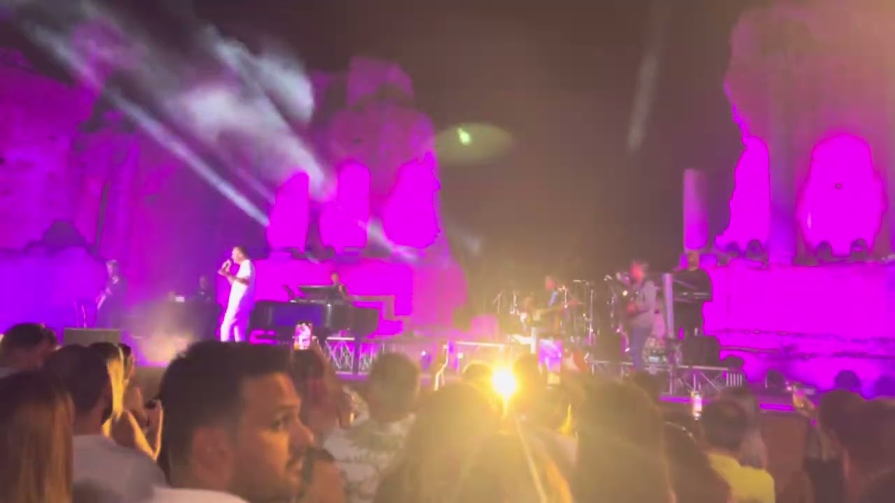 Gigi D’Alessio live Taormina - Mezza bucia e ‘O posto d’Annarè