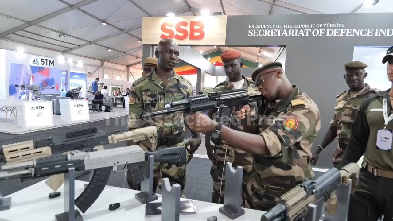 Turkish defence firms showcase weapons in Mali as military ties deepen