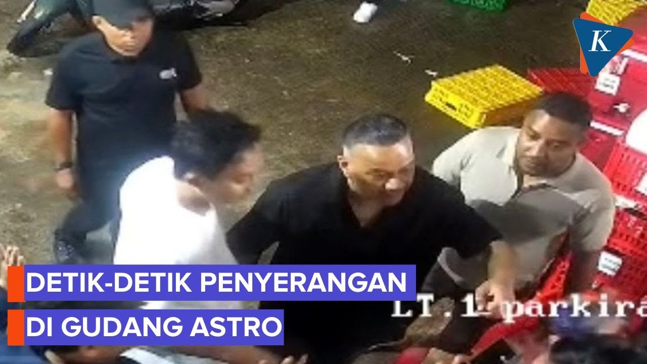 Detik-detik Penyerangan Gudang Astro Terekam CCTV, Karyawan Dipukul