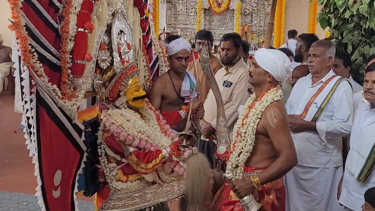 ಗುಡ್ಡೆದಾಯನ - 2026| ಎಕ್ಕಾರು ಉಳ್ಳಾಯ ದೈವದ ನೇಮ|ಕೊಡಮಣಿತ್ತಾಯ ಕ್ಷೇತ್ರ ಎಕ್ಕಾರು #yekkar #yekkarjathre #ullaya