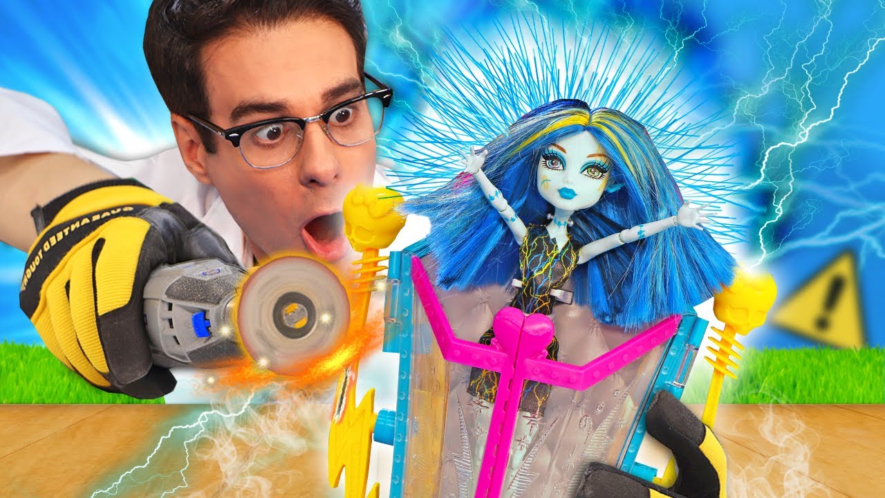 Abro LA BARBIE ELÉCTRICA ⚡ ¿Cómo Funciona Monster High Freaky Fusion?