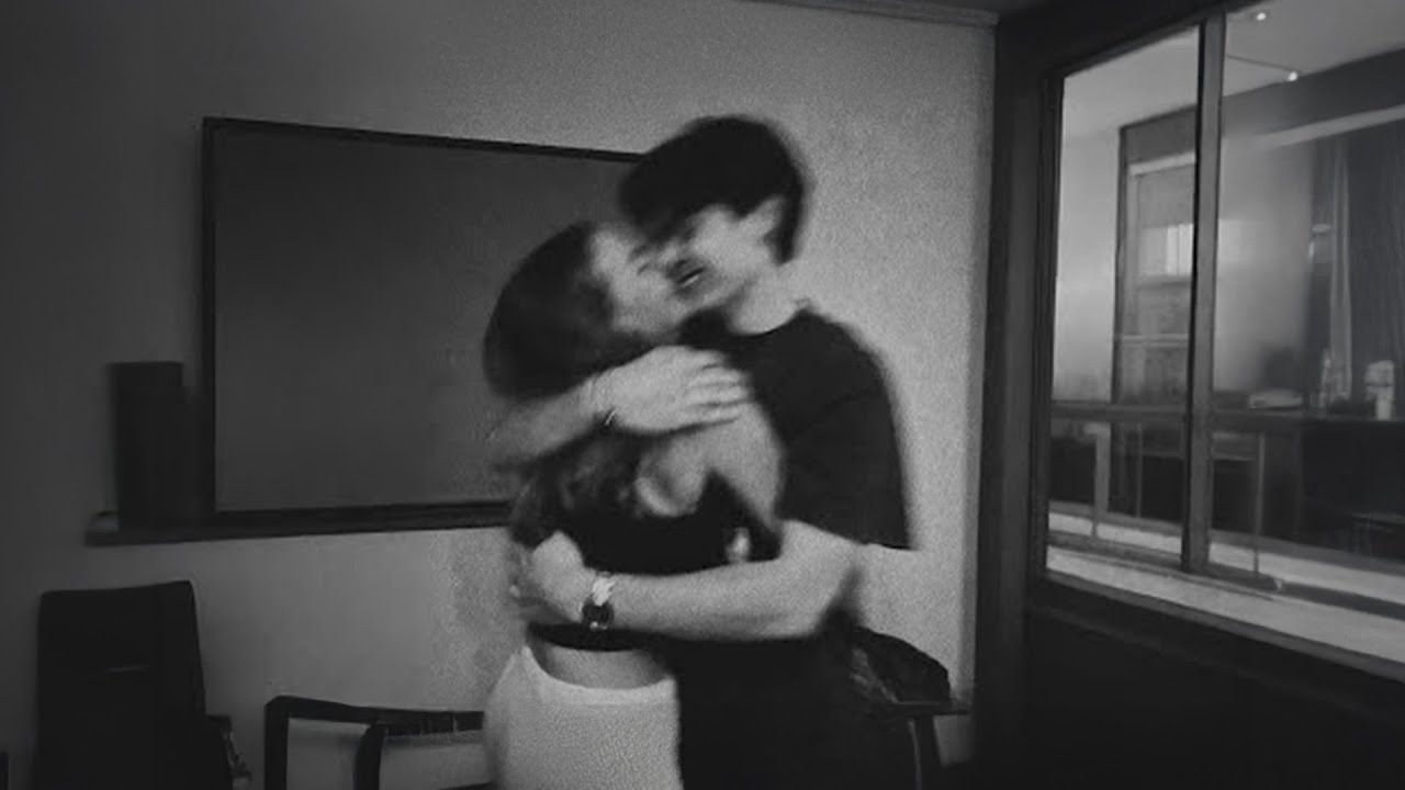 (playlist) it's 2am and your heart hurts