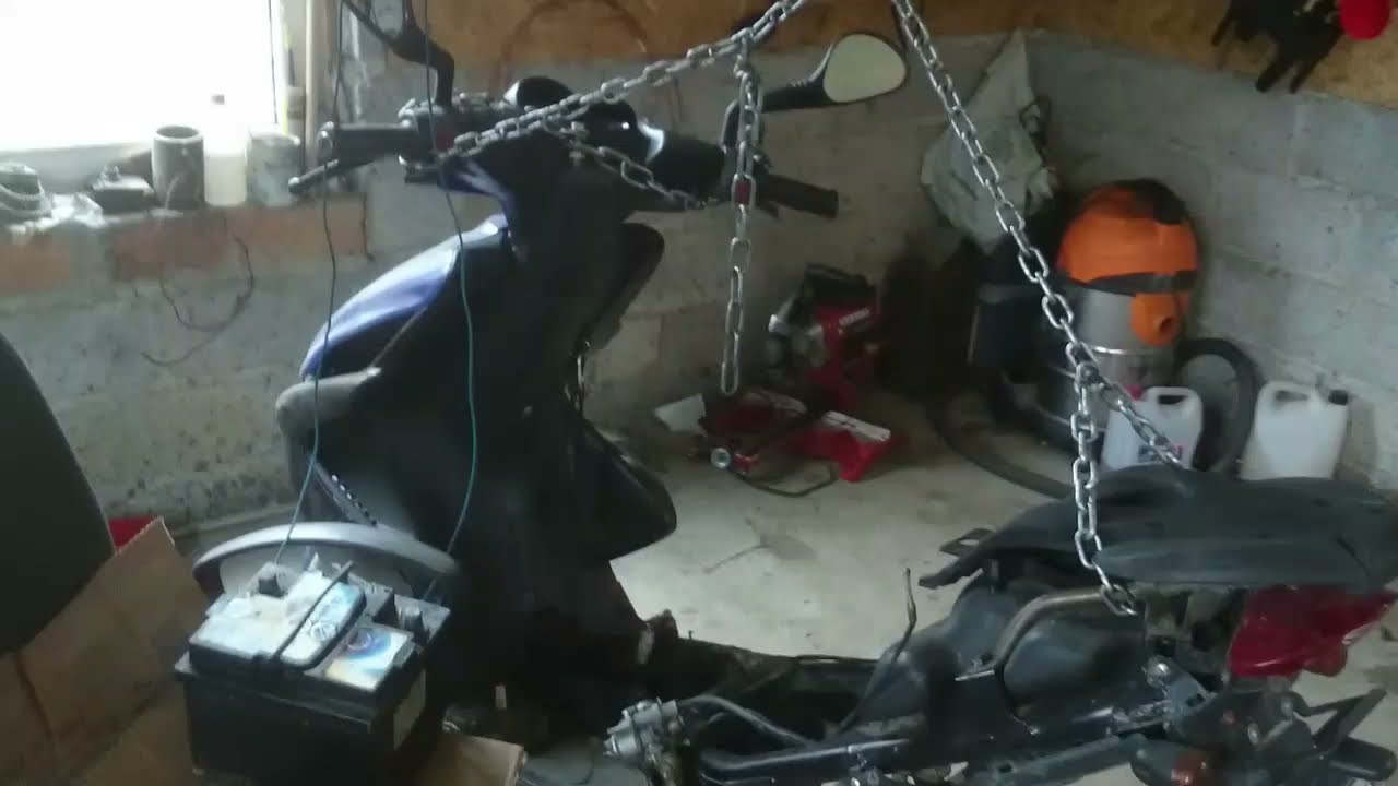Skuter Yamaha aerox 100 ccm
