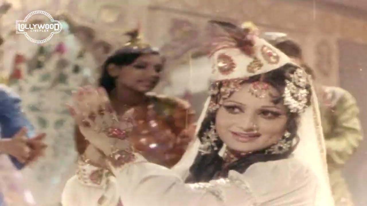 THA YAKEEN KE AYAINGI YEH RAATAN KABHI - NAHID AKHTAR SINGS FOR RANI - FILM SURAYYA BHOPALI