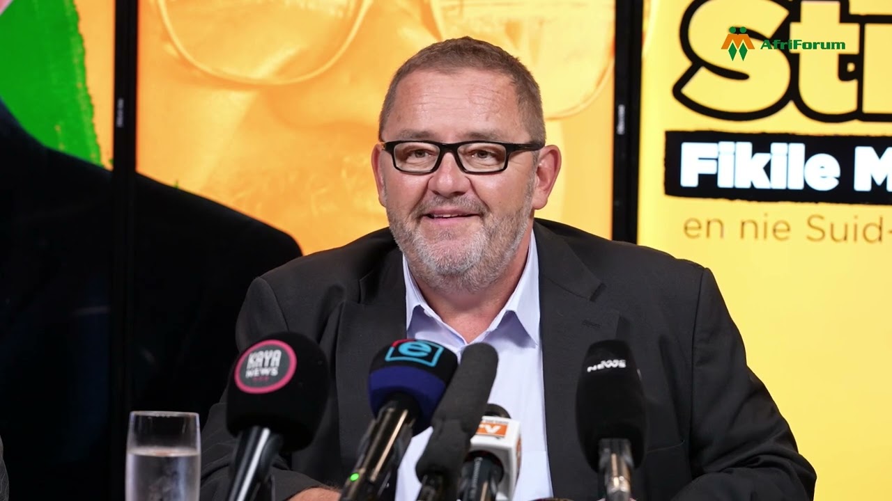 Dyrektor generalna AfriForum, Kallie Kriel, wyjaśnia, w jaki spos&oacute;b Fikile Mbalula stanie przed w...
