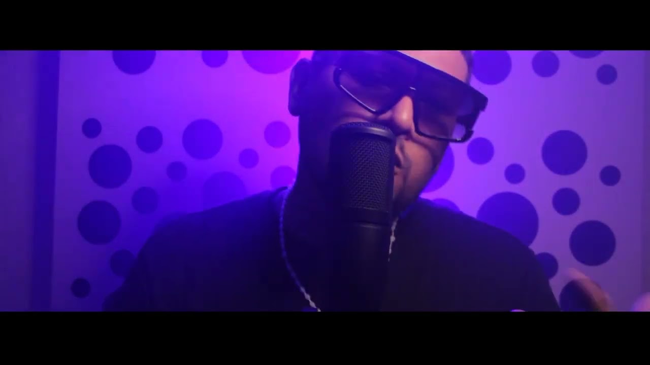 Tomando El Control Megamix (Official Video) - Lig Music, Alexander Flow DJ Feat. Various Artists
