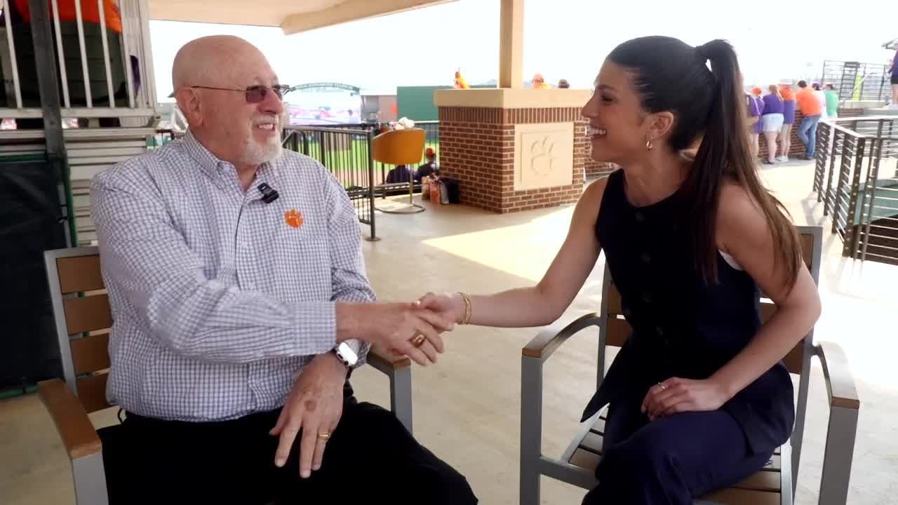 1-on-1 with Clemson women's basketball coaching legend and SC Athletic HOF inductee Jim Davis