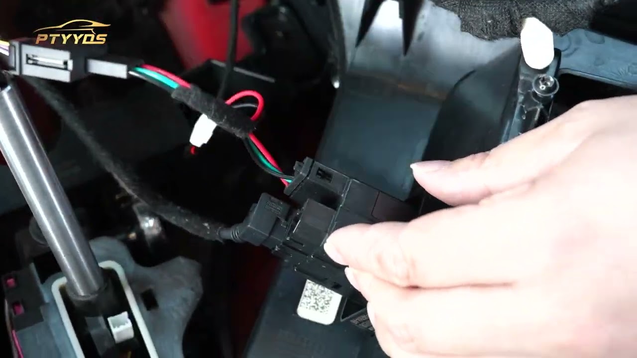 How to install PTYYDS Dashboard USB Expansion Dock Hub Compatible with 2021-2025 Ford Bronco