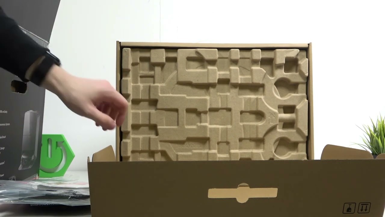 ROBOROCK Saros 10R Unboxing – Cosa c'è nella scatola