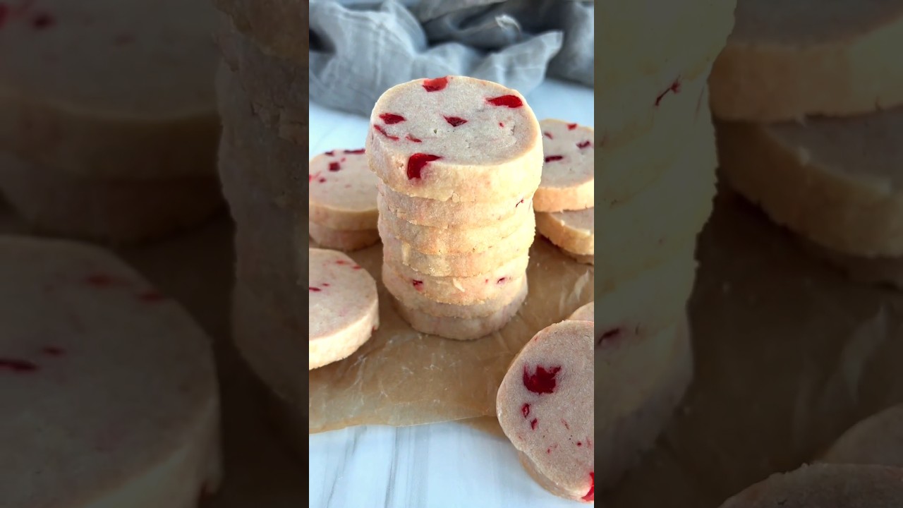 Shortbread strawberry cookies 🍪🍓 #shortbread #cookies #shortbreadrecipe