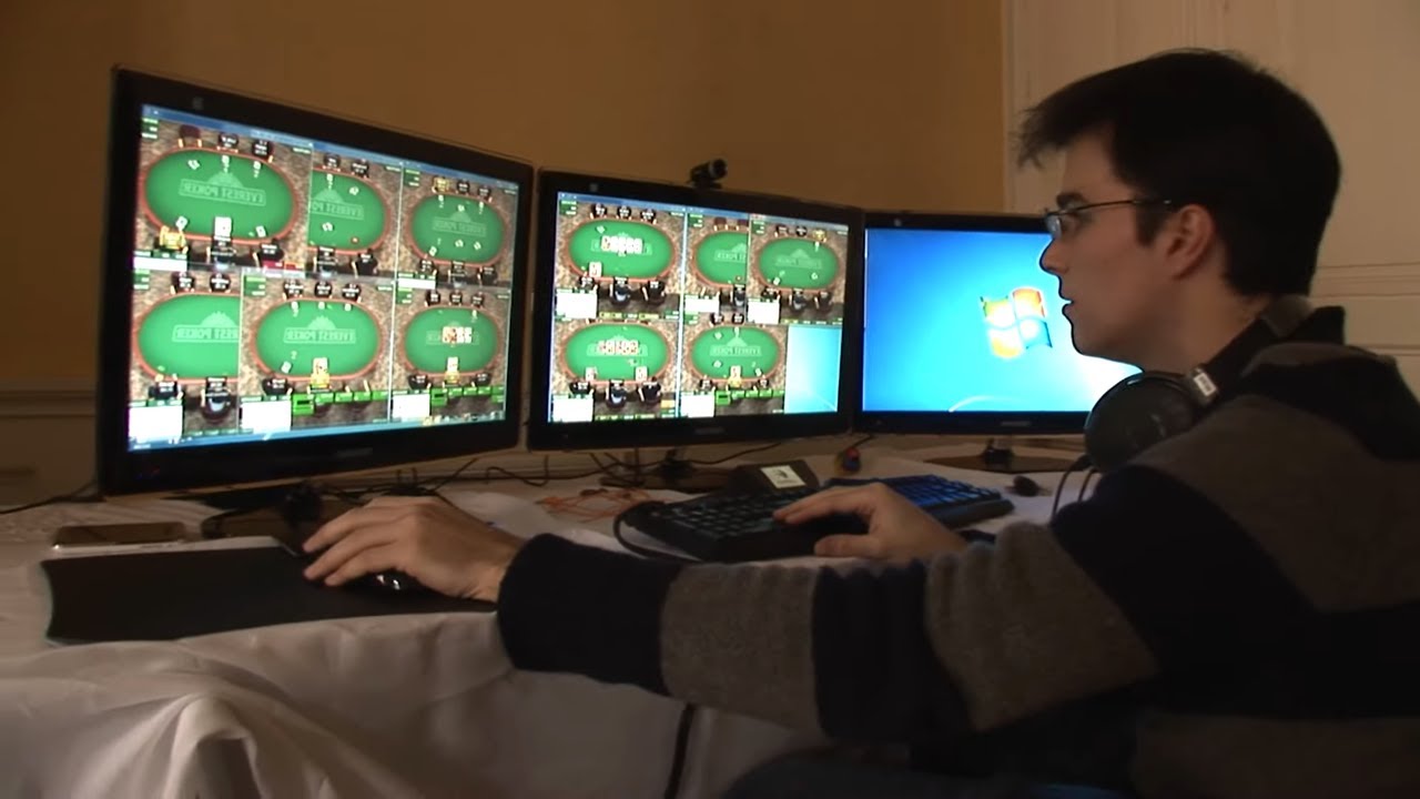 Arthur est accro au poker en ligne