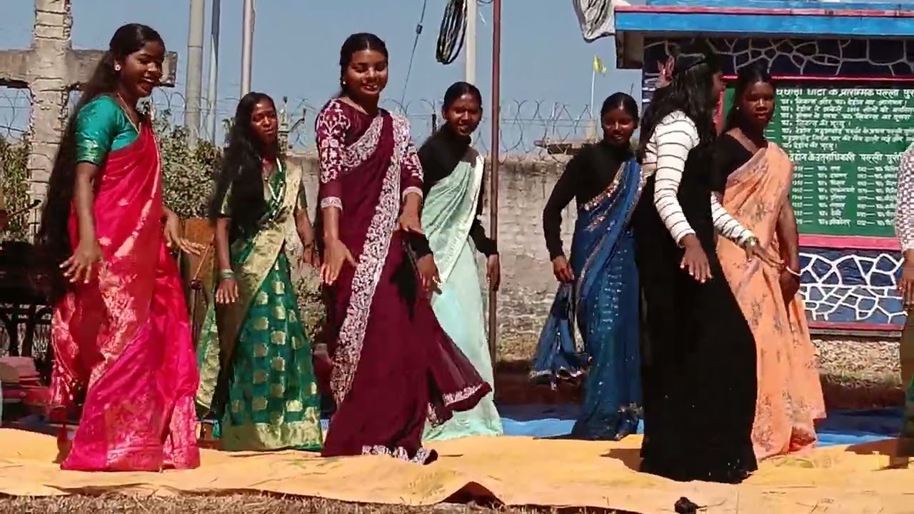 Fr ashim prabhat tirkey ke liye dance St Joseph's school  mahuadanr 