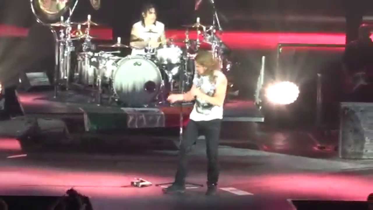 Man&aacute; - Rayando el sol [En vivo]  Prudential Center June 25, 2015
