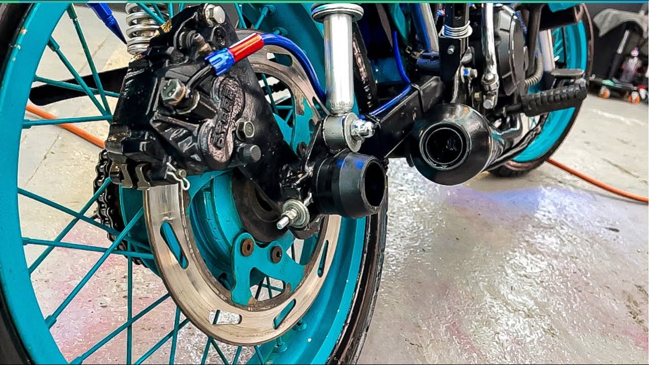 Un DISCO TRASERO GIGANTE para una AKT NKD MODIFICADA 🏍🧨