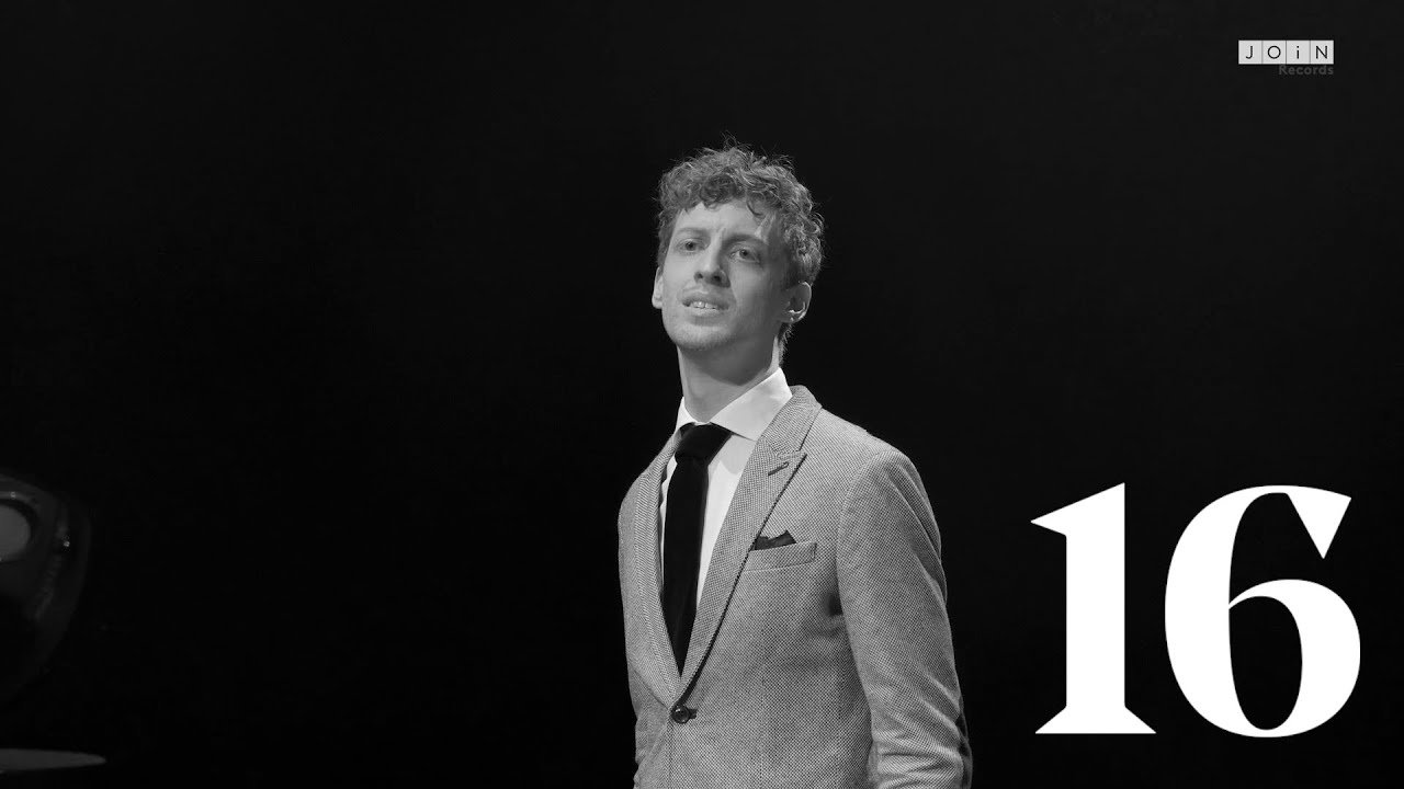 Adventskalender: Christopher Sokolowski – I’ll be Home for Christmas | Staatsoper Stuttgart