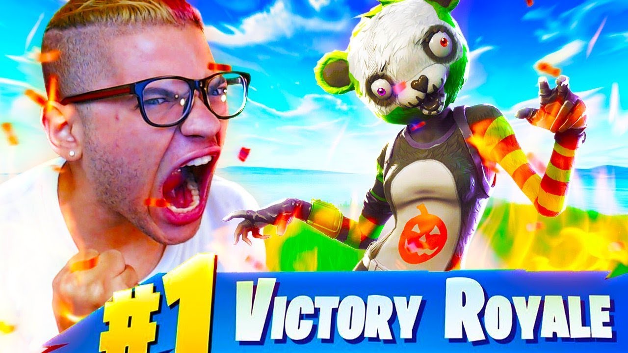 MINDOFREZ NEVER RAGED THIS HARD BEFORE! *BREAKS CONTROLLER!* FORTNITE BATTLE ROYALE SOLO!!