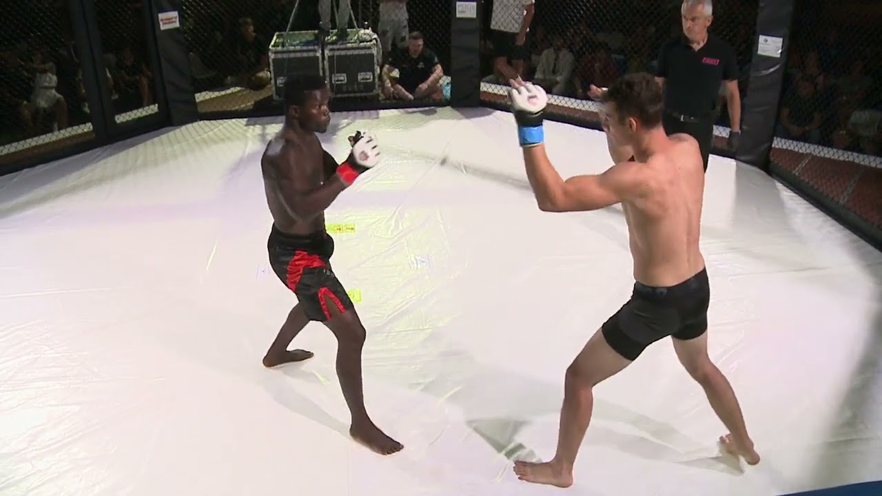 Messapicum fighting Championship VII 23-07-22  Riccardo Vita  vs  Ibraihm Time 70kg 3x5 Pro mma