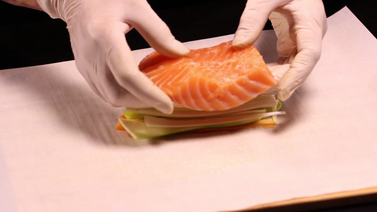 Apprendre &agrave; faire une papillote en papier sulfuris&eacute;