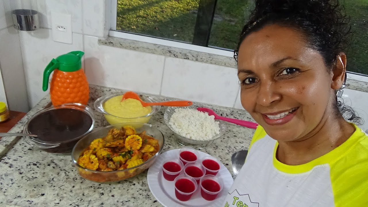 25 REAIS É O PREÇO DE UMA QUENTINHA, EU GASTEI 25 REAIS EM TODA ESSA COMIDA PARA 5 PESSOAS COMER