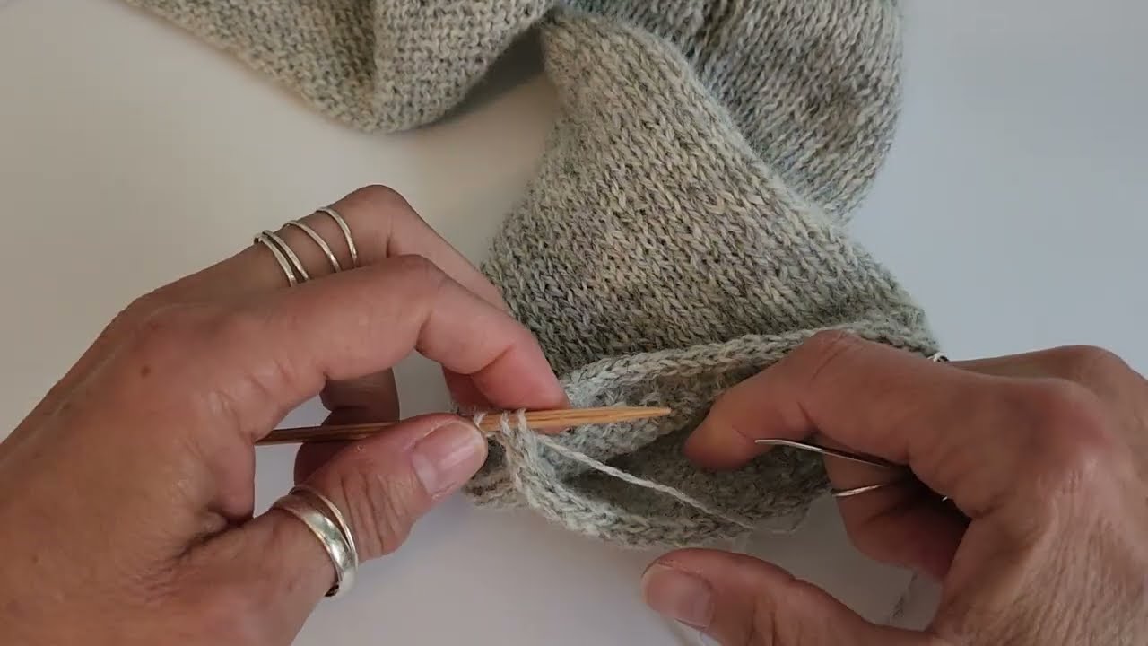Grafting I-Cord Bind-Off in the round knitting tutorial