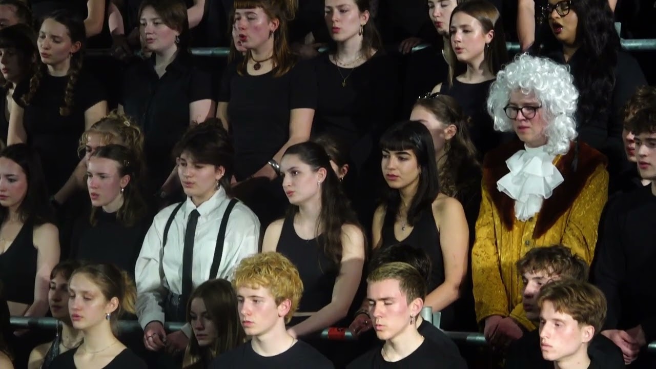 Hiuf mer! – «Cover Me» – Chansonchor Gymnasium Kirchenfeld 2025