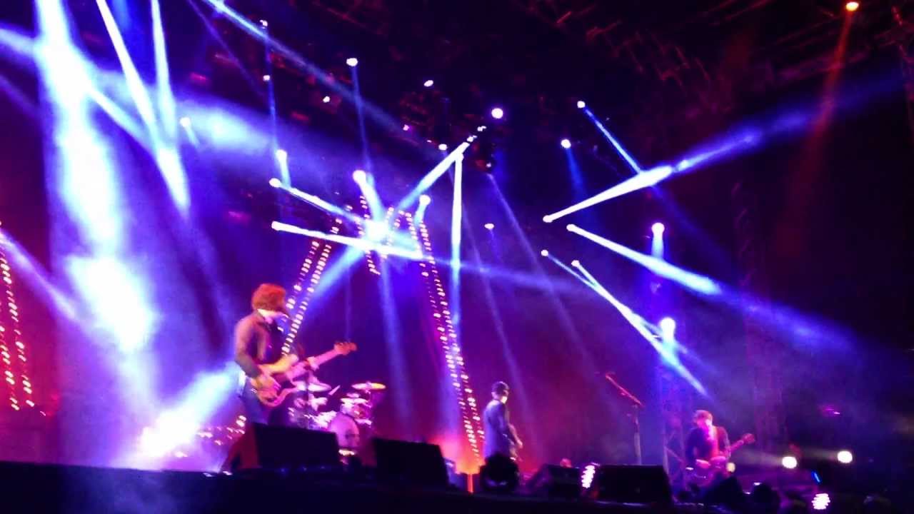 ARCTIC MONKEYS - MAD SOUNDS NEW SONG 2013