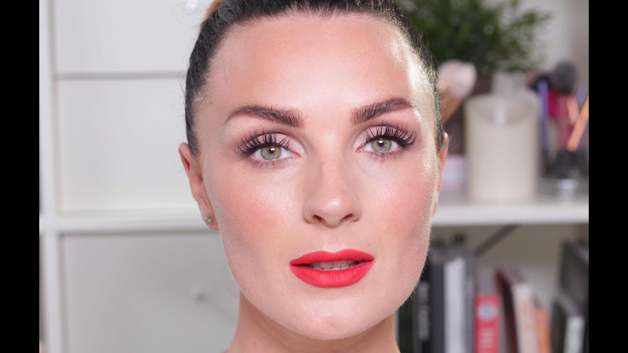 HAILEY BALDWIN MAKE UP TUTORIAL