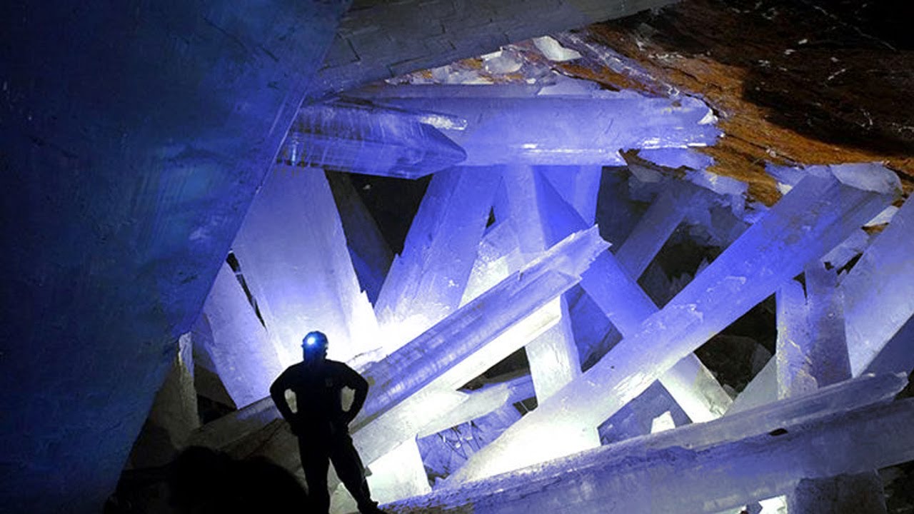 The Giant Crystal Cave of Mexico : Unveiling the Wonders
