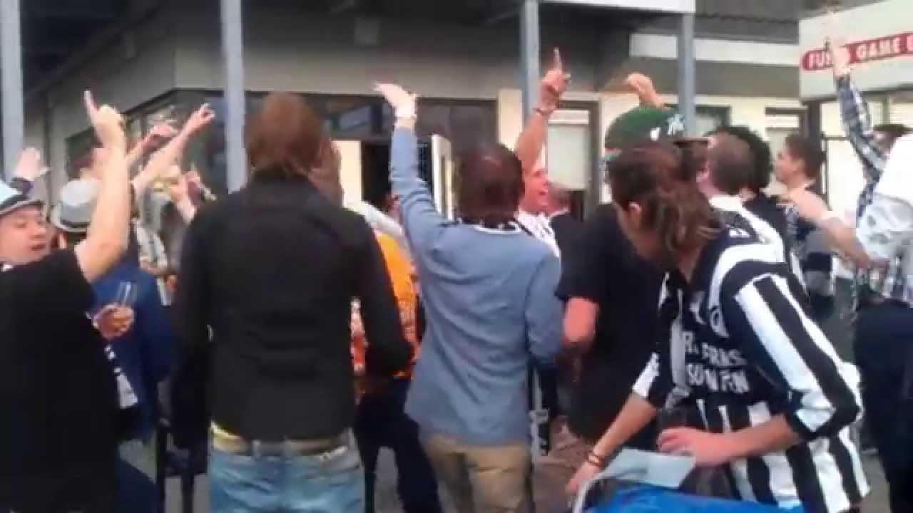 Achilles'29 kampioenslied & sfeervideo kampioensfeest 2012!