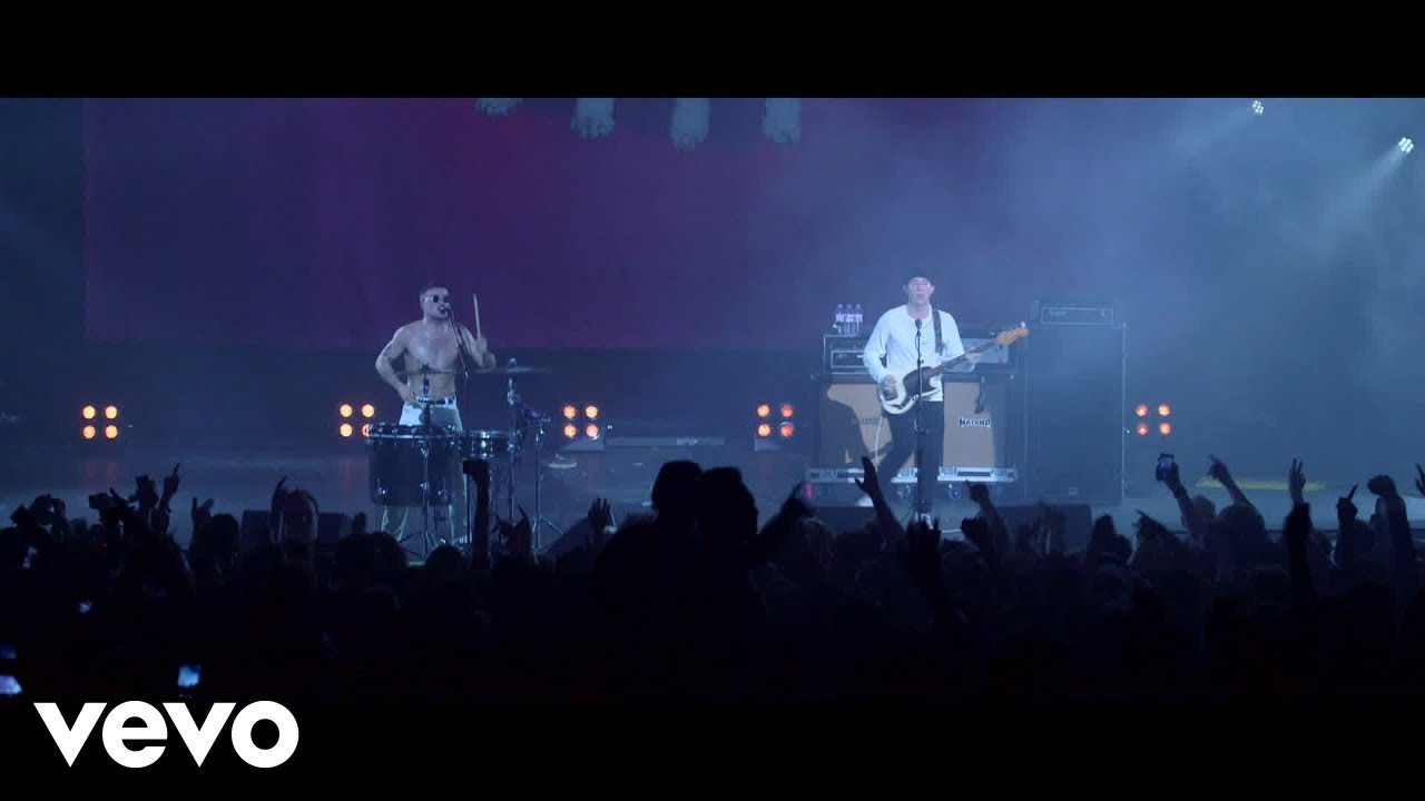 SOFT PLAY - Cheer Up London (Live at Brixton Academy)