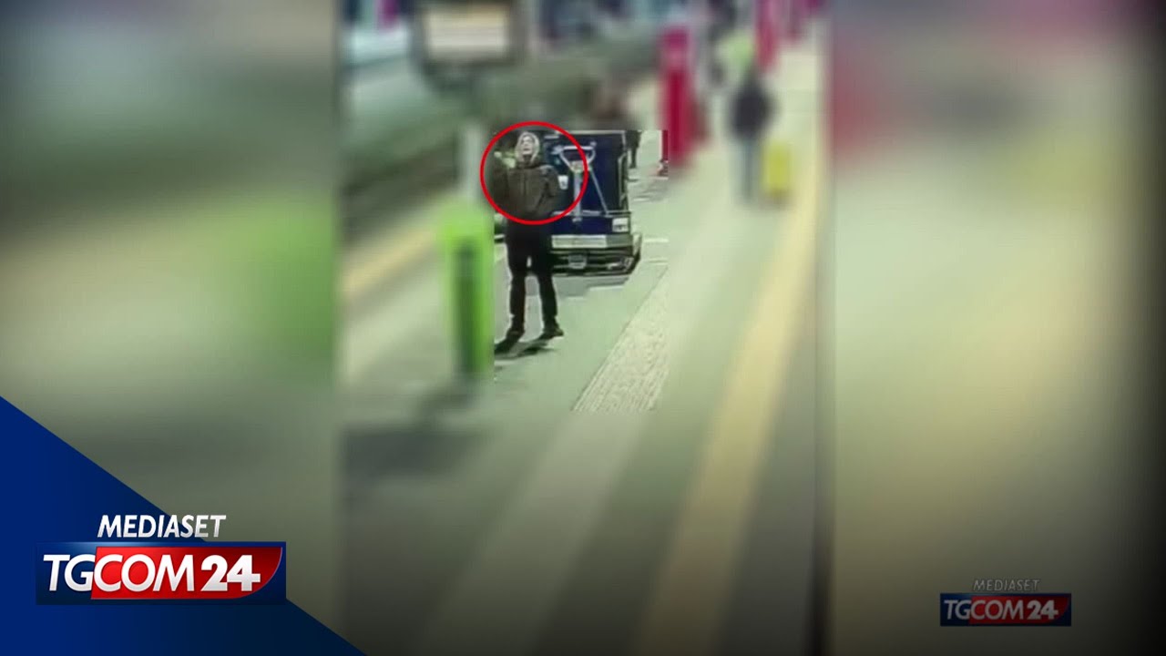 Bologna, il presunto killer del capotreno era gi&agrave; stato espulso