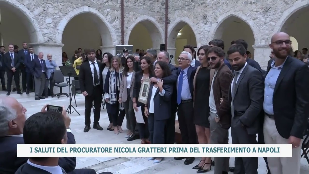 I SALUTI DEL PROCURATORE NICOLA GRATTERI PRIMA DEL TRASFERIMENTO A NAPOLI