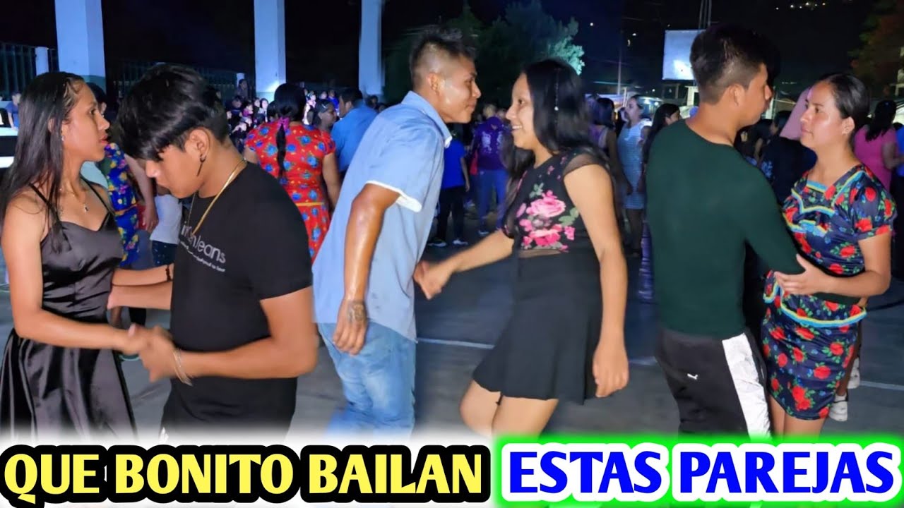 QUE BONITO BAILAN  LA CUMBIA DE MARIA ELENA CON EL GRUPO REALIDAD