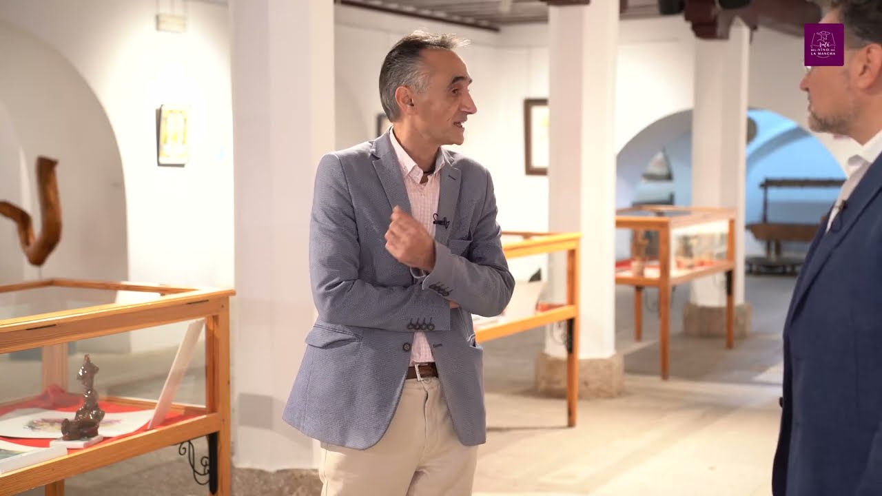 PROTAGONISTAS:  Hotel Casa Lorenzo en Villarrobledo,  Luis Fernandez