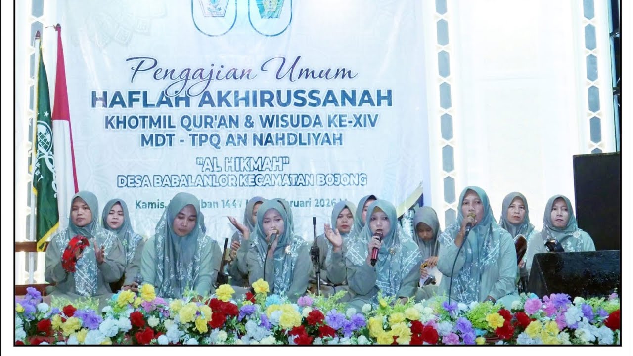 Zahratun Nisa Live Al Hikmah Babalanlor. Assalamualaik.