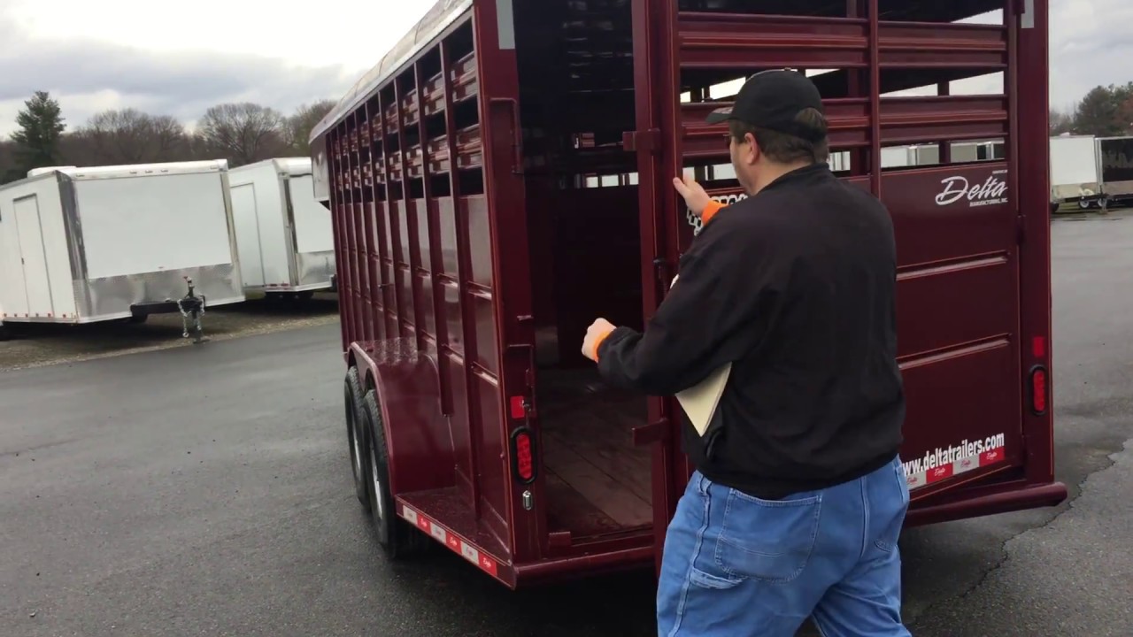 Gooseneck 20' Livestock Trailer Walk-around | Pro-Line Trailers