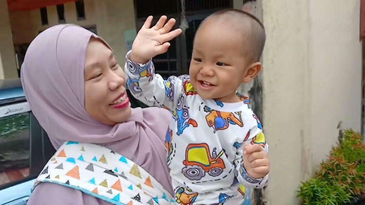 GOLEK MAINAN & SUSU MORINAGA GRAND TOSERBA PART 1 إل أوتكارش داود إبراهيم