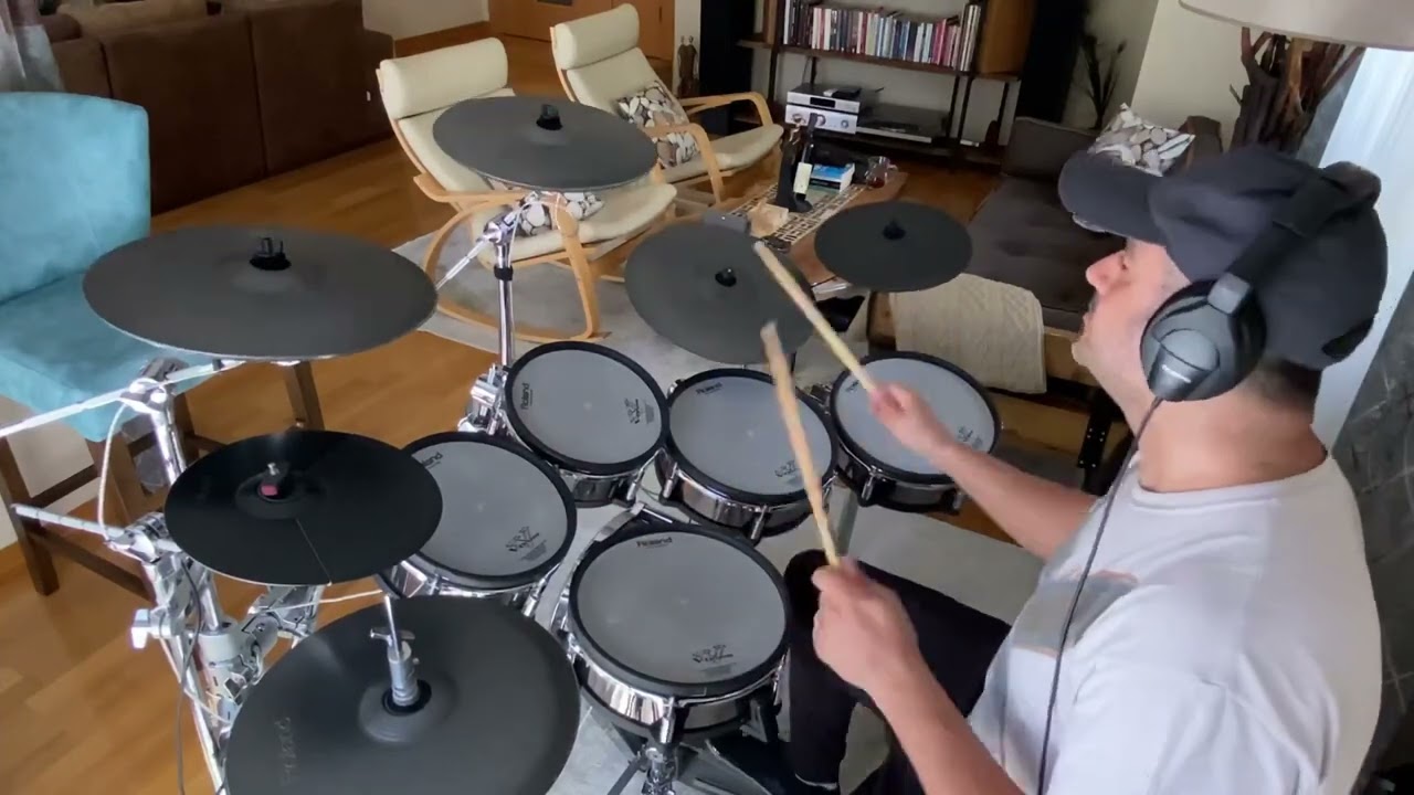 Mor ve ötesi ( 6, Uyan ,Bir derdim var , Oyunbozan ) Drum cover