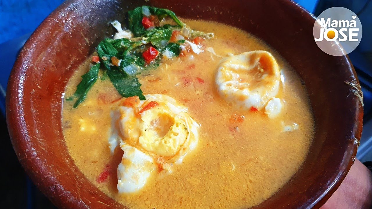 Caldo De Huevo Guatemalteco