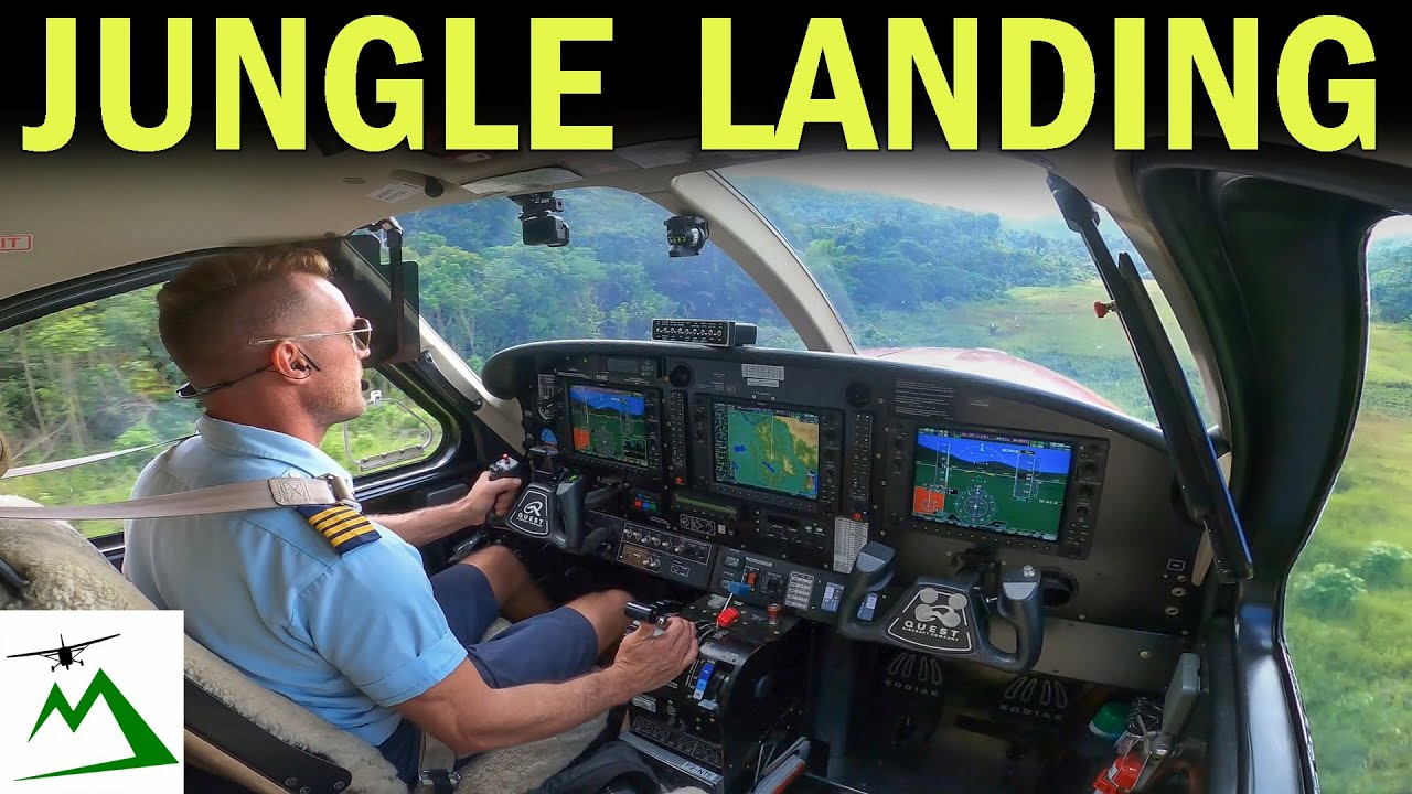 Stunning Landing in the Jungle of Papua New Guinea