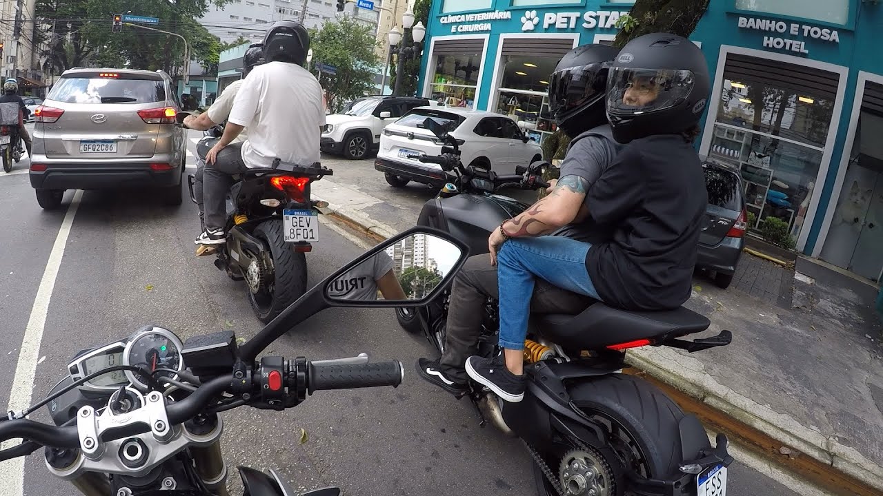 SÃO PAULO NÃO DÁ PRA MOSCAR | STREET TRIPLE 675