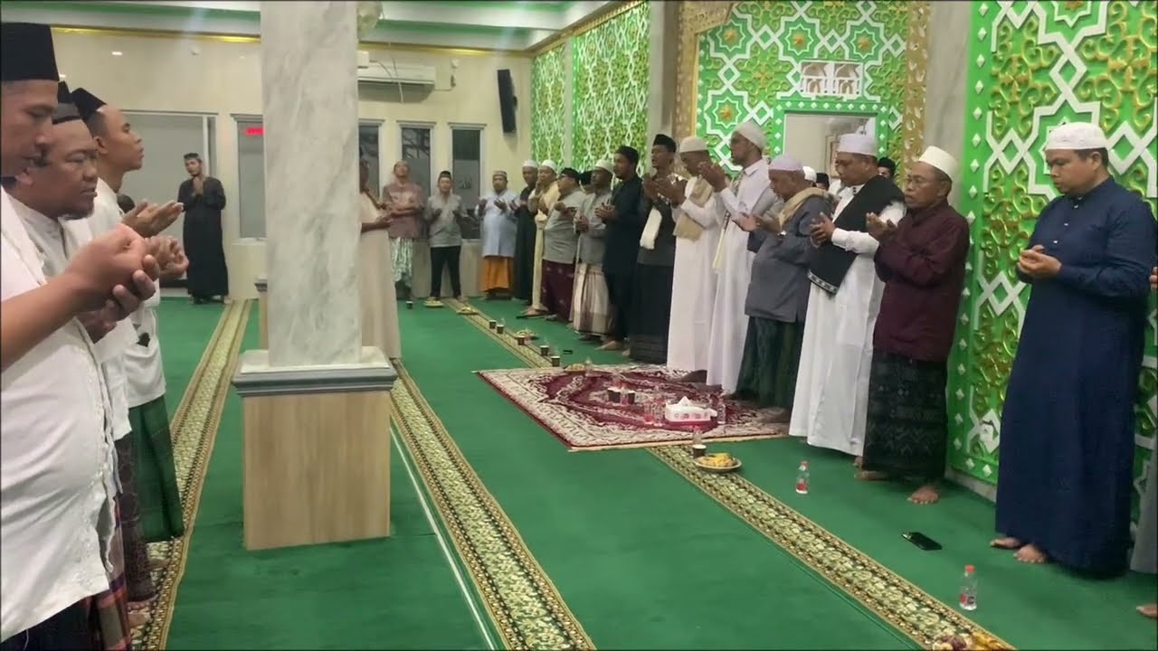 Acara Isra Mi’raj di Masjid AL-Ihsan, Jalan Tabrani Ahmad, Kota Pontianak, Kalimantan Barat
