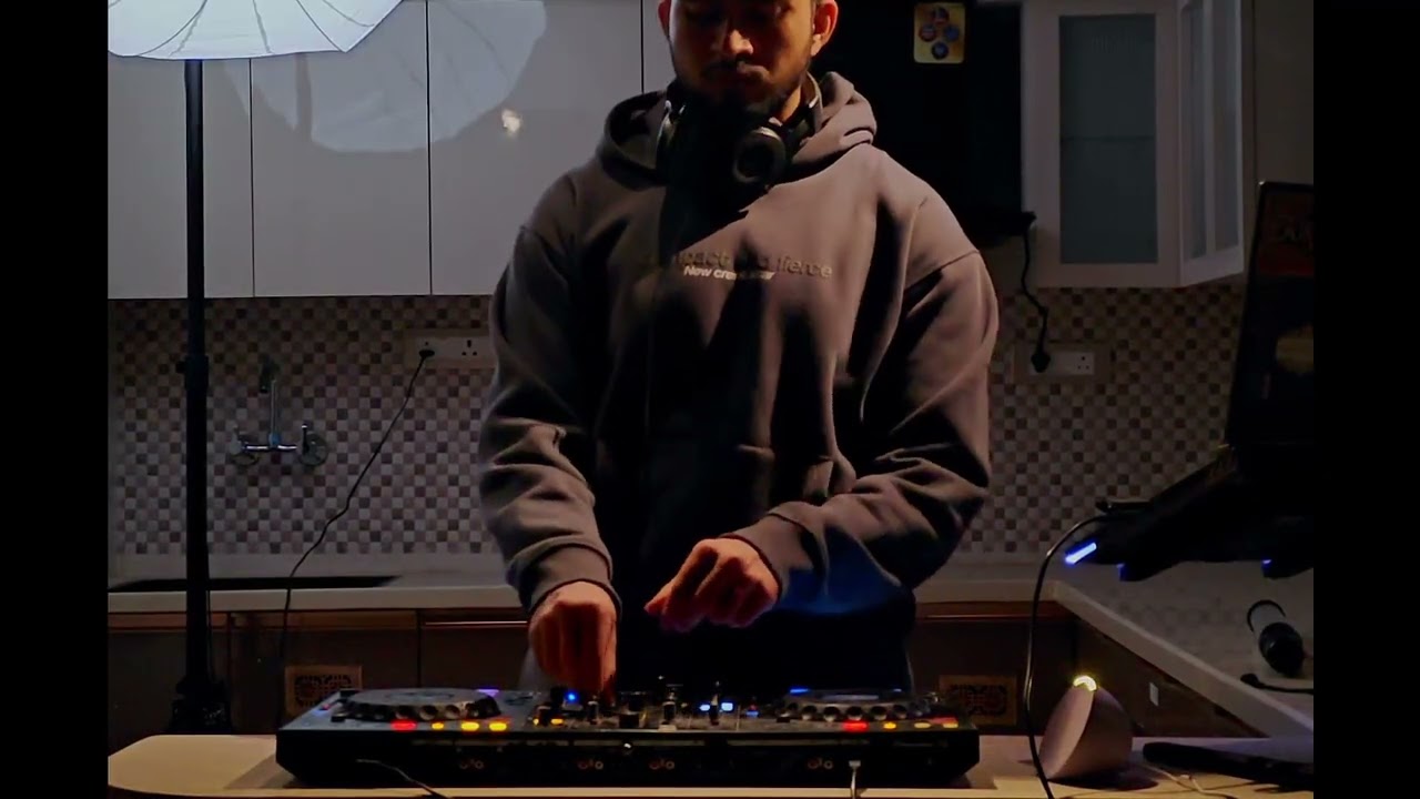 DJ YNTRA | Deep Afro House Set (Kitchen Sessions)