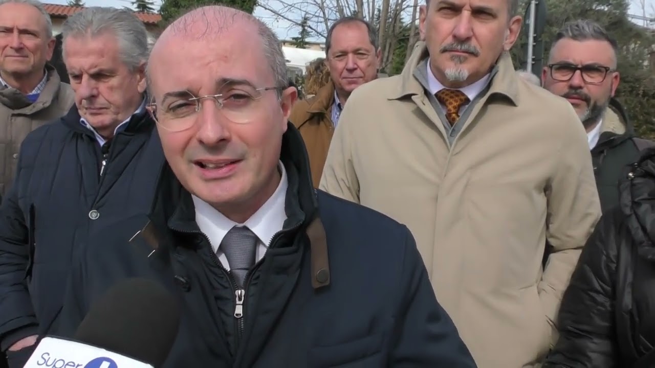 Pescara Colli, strada Vicinale Bosco degradata e pericolosa