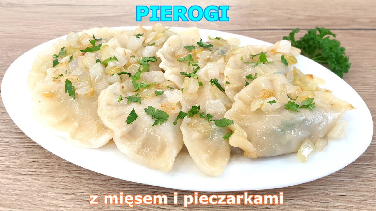 Najlepsze pierogi z mięsem z rosołu i pieczarkami 👌 idealne mięciutkie ciasto na pierogi 👍 przepis